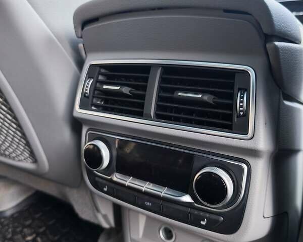 Серый Ауди Ку 7, объемом двигателя 3 л и пробегом 76 тыс. км за 33900 $, фото 15 на Automoto.ua