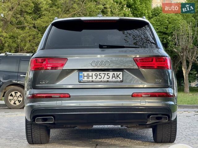 Ауди Ку 7 2018 в Одессе на Automoto.ua Серый Ауди Ку 7, объемом двигателя 2.97 л и пробегом 236 тыс. км за 38700 $, фото 12 на Automoto.ua