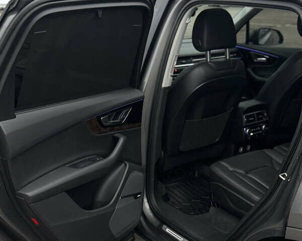 Серый Ауди Ку 7, объемом двигателя 3 л и пробегом 138 тыс. км за 33500 $, фото 32 на Automoto.ua