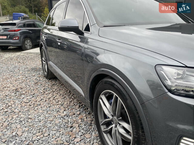 Сірий Ауді Ку 7, об'ємом двигуна 3 л та пробігом 249 тис. км за 39000 $, фото 15 на Automoto.ua