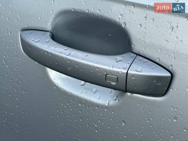 Серый Ауди Ку 7, объемом двигателя 0 л и пробегом 180 тыс. км за 28000 $, фото 26 на Automoto.ua