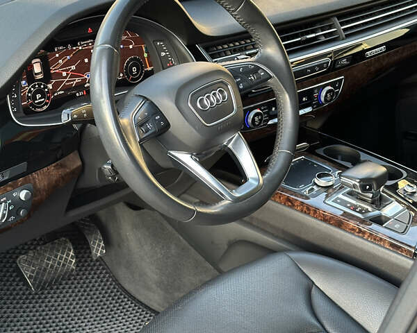 Сірий Ауді Ку 7, об'ємом двигуна 3 л та пробігом 135 тис. км за 26999 $, фото 14 на Automoto.ua