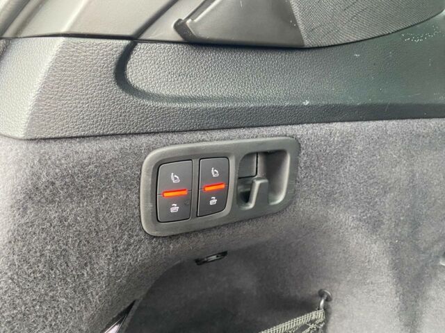 Ауді Ку 7 2018 у Львові на Automoto.ua Сірий Ауді Ку 7, об'ємом двигуна 3 л та пробігом 89 тис. км за 36900 $, фото 30 на Automoto.ua