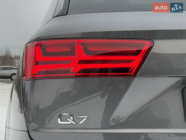 Сірий Ауді Ку 7, об'ємом двигуна 2.97 л та пробігом 220 тис. км за 45500 $, фото 19 на Automoto.ua