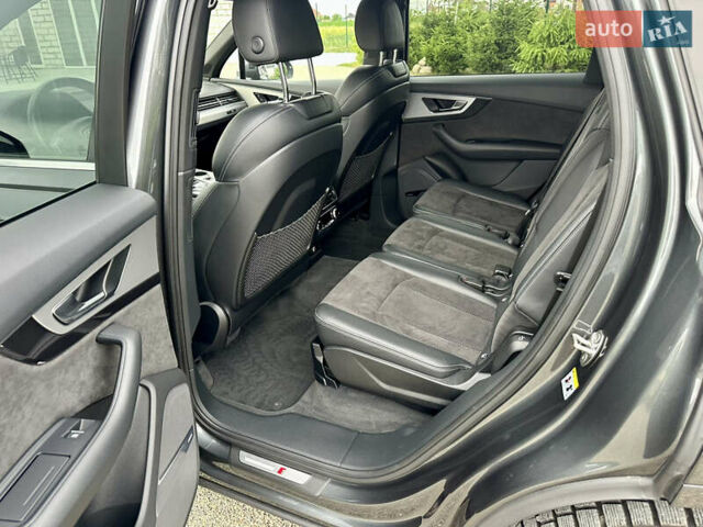 Ауди Ку 7 2018 в Тернополе на Automoto.ua Серый Ауди Ку 7, объемом двигателя 2.97 л и пробегом 195 тыс. км за 39500 $, фото 26 на Automoto.ua