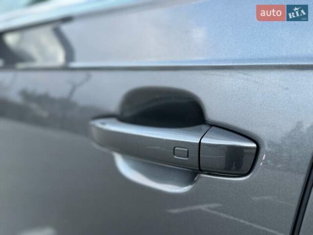 Серый Ауди Ку 7, объемом двигателя 2.97 л и пробегом 130 тыс. км за 46000 $, фото 20 на Automoto.ua