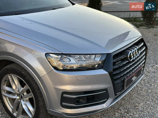 Сірий Ауді Ку 7, об'ємом двигуна 3 л та пробігом 135 тис. км за 26999 $, фото 3 на Automoto.ua