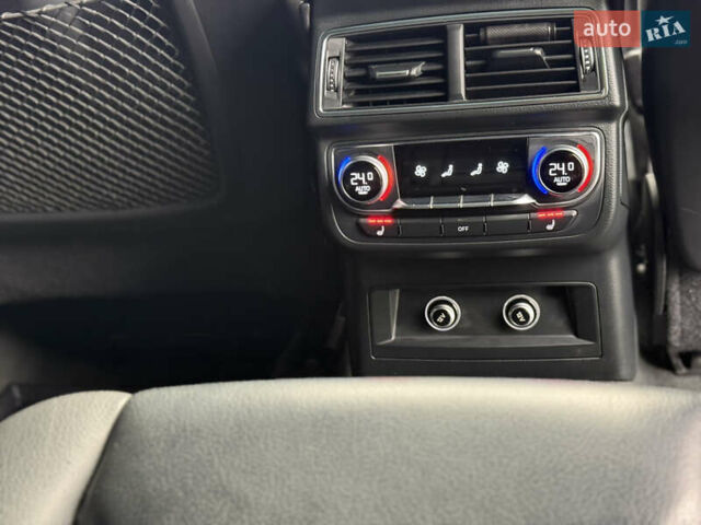 Серый Ауди Ку 7, объемом двигателя 3 л и пробегом 179 тыс. км за 25800 $, фото 16 на Automoto.ua