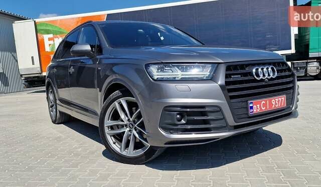 Ауди Ку 7 2018 в Тернополе на Automoto.ua Серый Ауди Ку 7, объемом двигателя 2.97 л и пробегом 147 тыс. км за 49999 $, фото 37 на Automoto.ua