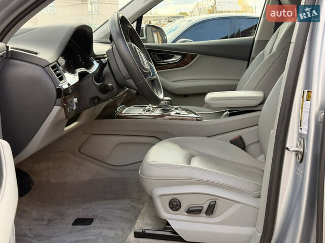 Сірий Ауді Ку 7, об'ємом двигуна 3 л та пробігом 74 тис. км за 35000 $, фото 7 на Automoto.ua