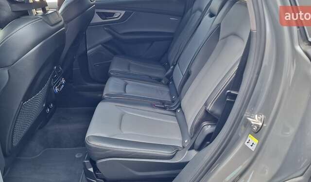 Ауди Ку 7 2018 в Тернополе на Automoto.ua Серый Ауди Ку 7, объемом двигателя 2.97 л и пробегом 147 тыс. км за 49999 $, фото 60 на Automoto.ua