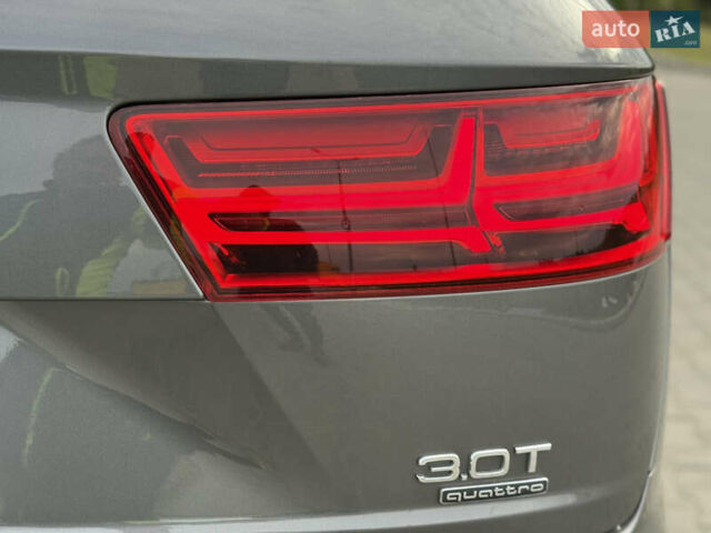 Серый Ауди Ку 7, объемом двигателя 3 л и пробегом 179 тыс. км за 25800 $, фото 7 на Automoto.ua