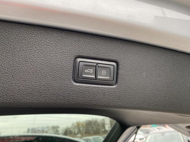 Ауді Ку 7 2018 у Львові на Automoto.ua Сірий Ауді Ку 7, об'ємом двигуна 3 л та пробігом 89 тис. км за 36900 $, фото 31 на Automoto.ua