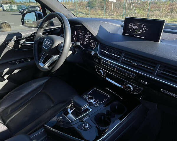 Серый Ауди Ку 7, объемом двигателя 3 л и пробегом 262 тыс. км за 27500 $, фото 13 на Automoto.ua
