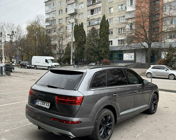 Серый Ауди Ку 7, объемом двигателя 3 л и пробегом 206 тыс. км за 25000 $, фото 4 на Automoto.ua
