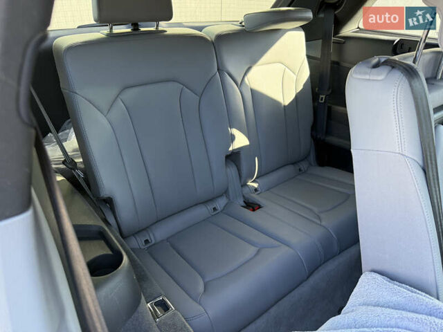 Ауди Ку 7 2018 в Львове на Automoto.ua Серый Ауди Ку 7, объемом двигателя 3 л и пробегом 92 тыс. км за 35000 $, фото 24 на Automoto.ua