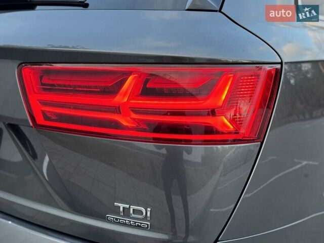 Серый Ауди Ку 7, объемом двигателя 2.97 л и пробегом 130 тыс. км за 46000 $, фото 28 на Automoto.ua