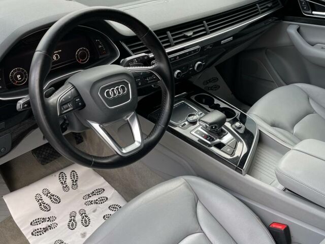Серый Ауди Ку 7, объемом двигателя 3 л и пробегом 201 тыс. км за 24000 $, фото 6 на Automoto.ua