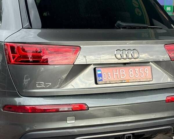 Серый Ауди Ку 7, объемом двигателя 3 л и пробегом 184 тыс. км за 32900 $, фото 4 на Automoto.ua