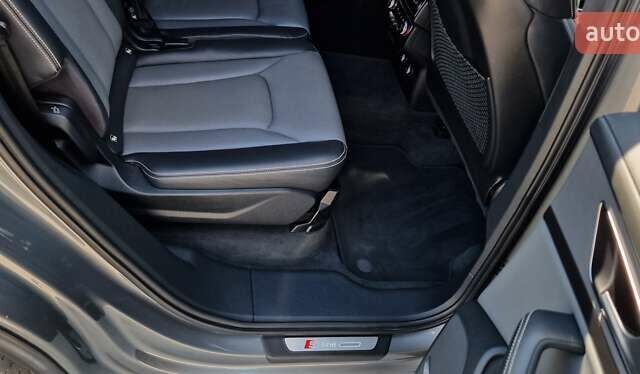 Ауди Ку 7 2018 в Тернополе на Automoto.ua Серый Ауди Ку 7, объемом двигателя 2.97 л и пробегом 147 тыс. км за 49999 $, фото 73 на Automoto.ua