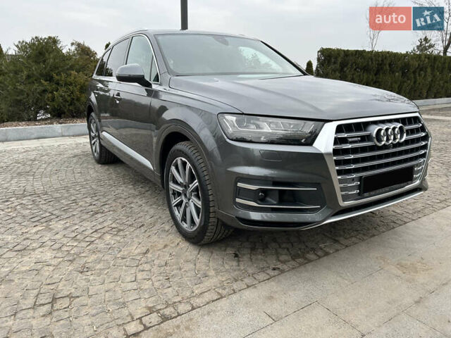 Серый Ауди Ку 7, объемом двигателя 3 л и пробегом 73 тыс. км за 41000 $, фото 1 на Automoto.ua