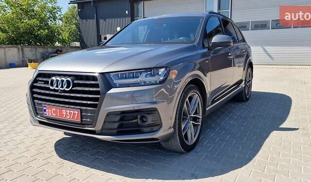 Ауди Ку 7 2018 в Тернополе на Automoto.ua Серый Ауди Ку 7, объемом двигателя 2.97 л и пробегом 147 тыс. км за 49999 $, фото 4 на Automoto.ua