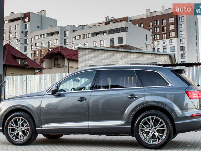 Серый Ауди Ку 7, объемом двигателя 3 л и пробегом 78 тыс. км за 30900 $, фото 24 на Automoto.ua