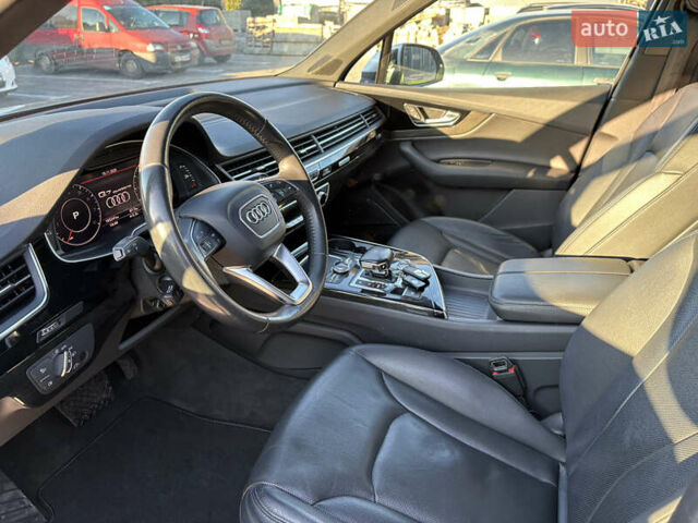 Сірий Ауді Ку 7, об'ємом двигуна 3 л та пробігом 165 тис. км за 28000 $, фото 7 на Automoto.ua