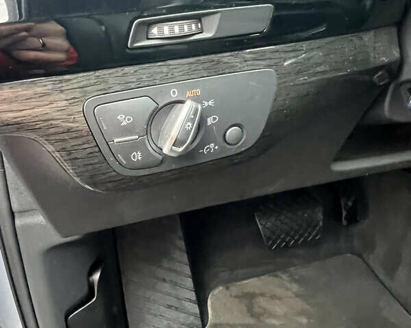 Серый Ауди Ку 7, объемом двигателя 3 л и пробегом 112 тыс. км за 29500 $, фото 21 на Automoto.ua