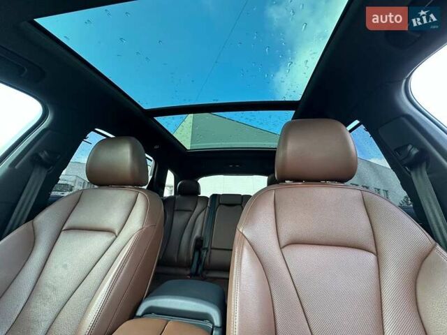 Серый Ауди Ку 7, объемом двигателя 0 л и пробегом 180 тыс. км за 28000 $, фото 20 на Automoto.ua