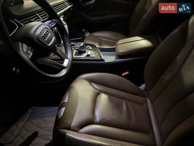 Ауди Ку 7 2018 в Киеве на Automoto.ua Серый Ауди Ку 7, объемом двигателя 3 л и пробегом 146 тыс. км за 34000 $, фото 24 на Automoto.ua