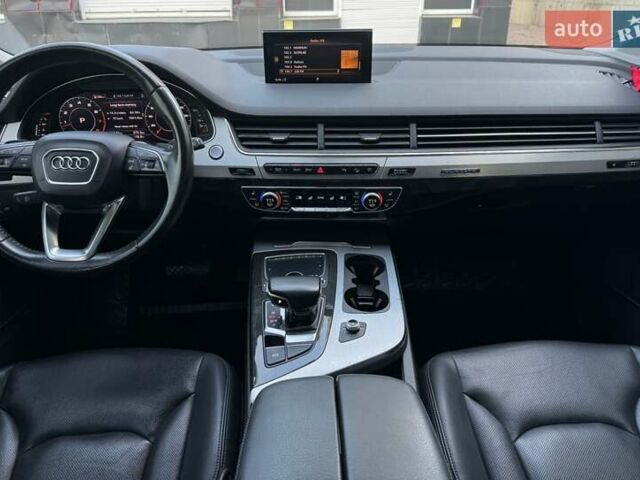 Серый Ауди Ку 7, объемом двигателя 3 л и пробегом 106 тыс. км за 29900 $, фото 20 на Automoto.ua