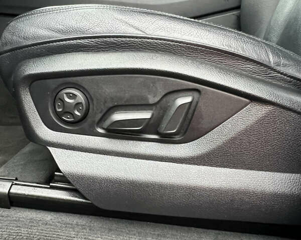 Серый Ауди Ку 7, объемом двигателя 3 л и пробегом 112 тыс. км за 29500 $, фото 20 на Automoto.ua