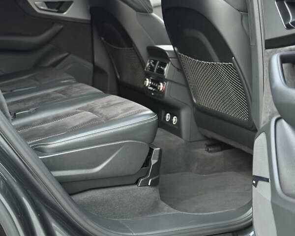 Серый Ауди Ку 7, объемом двигателя 3 л и пробегом 150 тыс. км за 48777 $, фото 55 на Automoto.ua