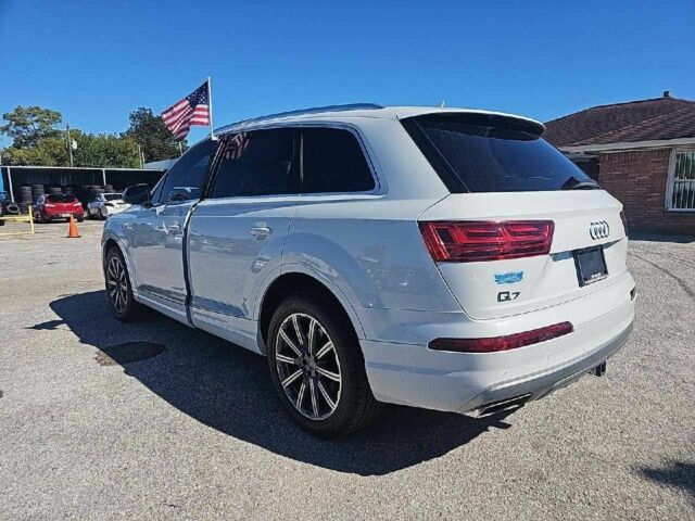 Серый Ауди Ку 7, объемом двигателя 0 л и пробегом 78 тыс. км за 37500 $, фото 2 на Automoto.ua