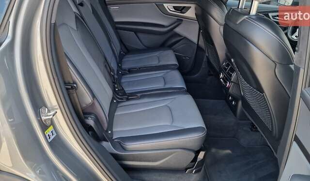 Ауди Ку 7 2018 в Тернополе на Automoto.ua Серый Ауди Ку 7, объемом двигателя 2.97 л и пробегом 147 тыс. км за 49999 $, фото 74 на Automoto.ua