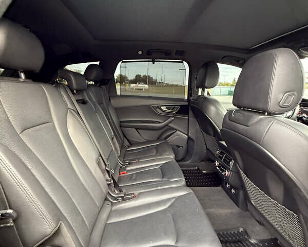 Серый Ауди Ку 7, объемом двигателя 3 л и пробегом 179 тыс. км за 25800 $, фото 62 на Automoto.ua