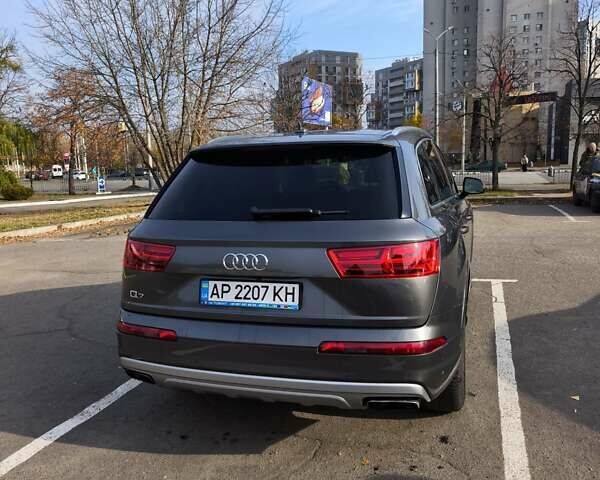 Серый Ауди Ку 7, объемом двигателя 3 л и пробегом 76 тыс. км за 33900 $, фото 3 на Automoto.ua