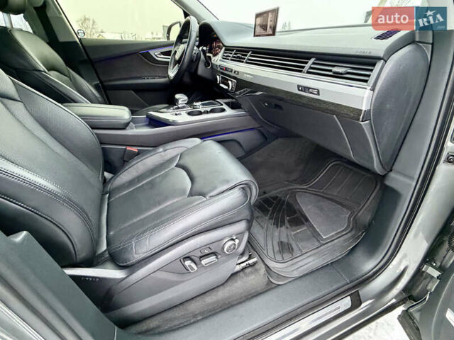 Сірий Ауді Ку 7, об'ємом двигуна 3 л та пробігом 117 тис. км за 35900 $, фото 24 на Automoto.ua