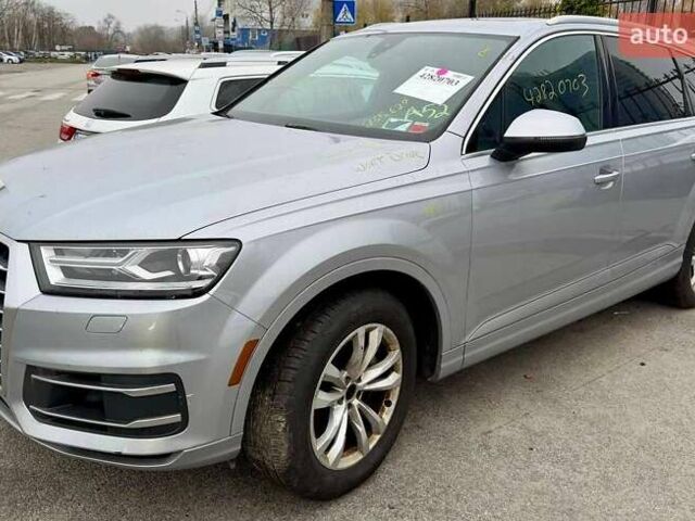 Сірий Ауді Ку 7, об'ємом двигуна 3 л та пробігом 427 тис. км за 14500 $, фото 1 на Automoto.ua