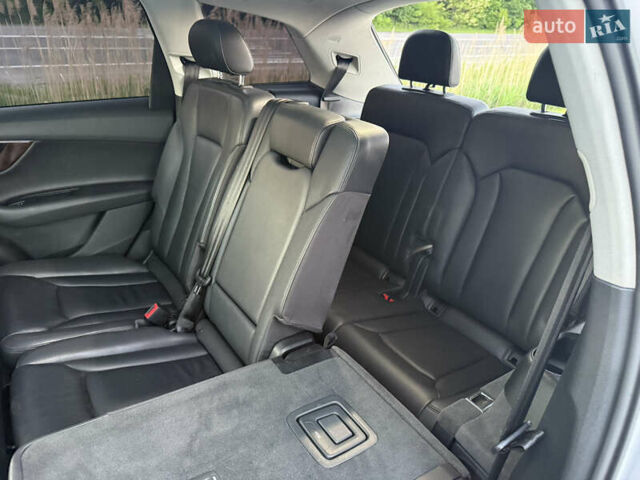 Сірий Ауді Ку 7, об'ємом двигуна 3 л та пробігом 175 тис. км за 24500 $, фото 12 на Automoto.ua