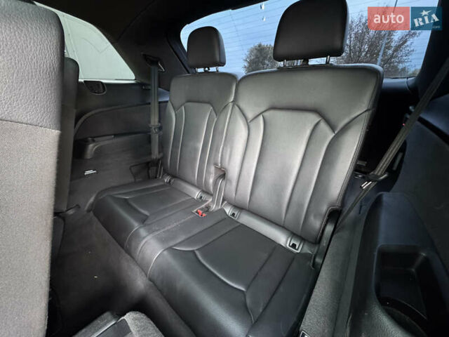 Серый Ауди Ку 7, объемом двигателя 3 л и пробегом 127 тыс. км за 26000 $, фото 15 на Automoto.ua