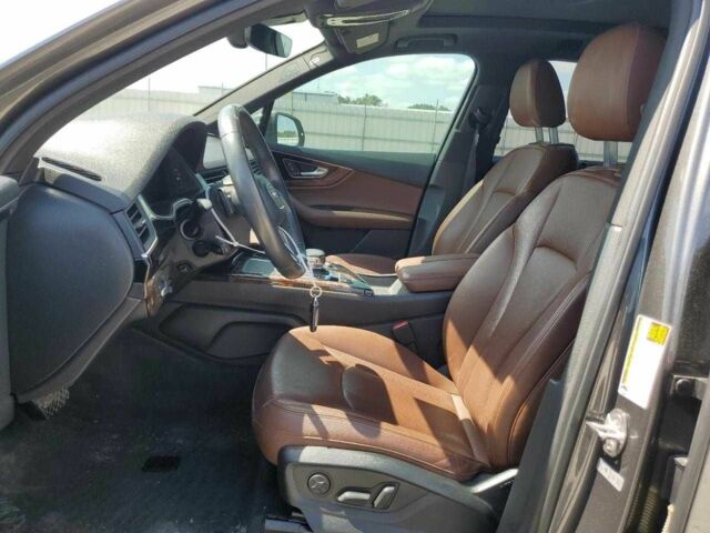Серый Ауди Ку 7, объемом двигателя 3 л и пробегом 57 тыс. км за 9500 $, фото 6 на Automoto.ua