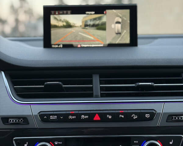 Серый Ауди Ку 7, объемом двигателя 3 л и пробегом 150 тыс. км за 48777 $, фото 43 на Automoto.ua