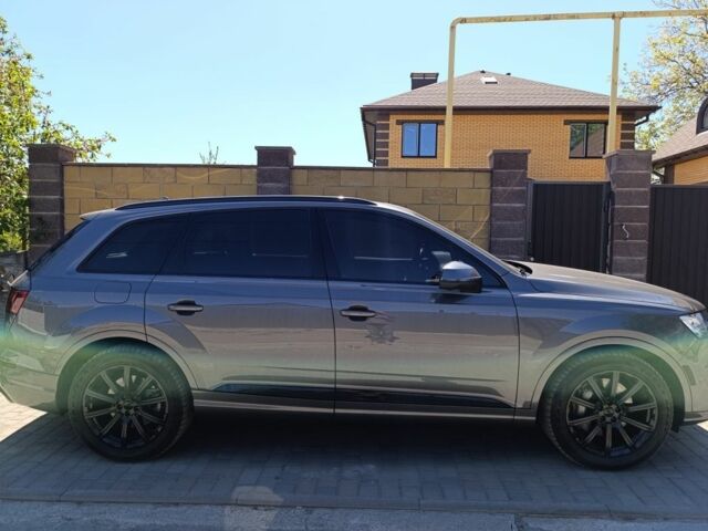 Ауді Ку 7 2018 у Дніпро (Дніпропетровську) на Automoto.ua Сірий Ауді Ку 7, об'ємом двигуна 3 л та пробігом 131 тис. км за 35000 $, фото 22 на Automoto.ua