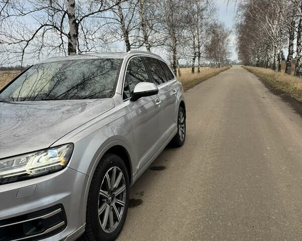 Серый Ауди Ку 7, объемом двигателя 3 л и пробегом 148 тыс. км за 37500 $, фото 3 на Automoto.ua