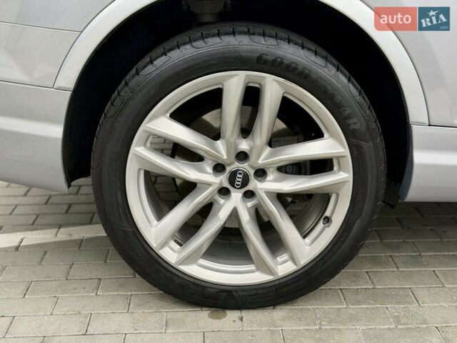 Серый Ауди Ку 7, объемом двигателя 3 л и пробегом 267 тыс. км за 24500 $, фото 16 на Automoto.ua