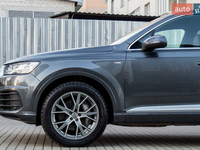 Серый Ауди Ку 7, объемом двигателя 3 л и пробегом 78 тыс. км за 30900 $, фото 25 на Automoto.ua