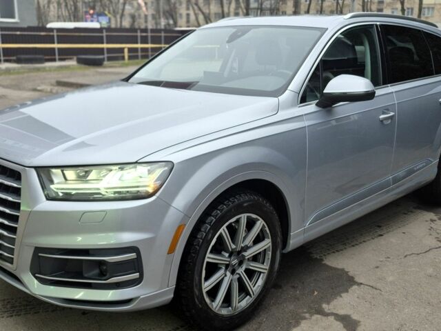 Сірий Ауді Ку 7, об'ємом двигуна 2 л та пробігом 196 тис. км за 26888 $, фото 7 на Automoto.ua