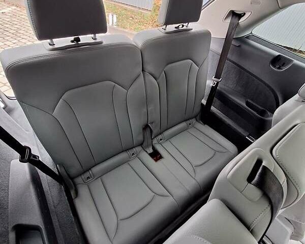 Серый Ауди Ку 7, объемом двигателя 3 л и пробегом 147 тыс. км за 26000 $, фото 23 на Automoto.ua